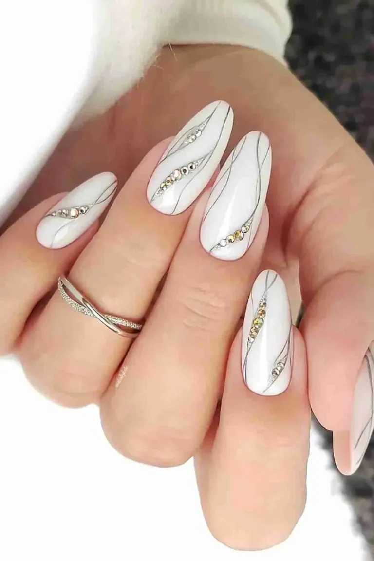 21 Dreamy July Nail Ideas for the Ultimate Summer Glow