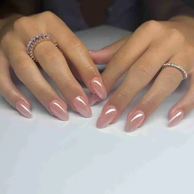 27 Super Cute Short Pink Nails You’ll Want to Try ASAP